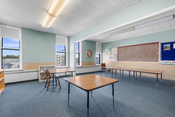 Game Room, Interior