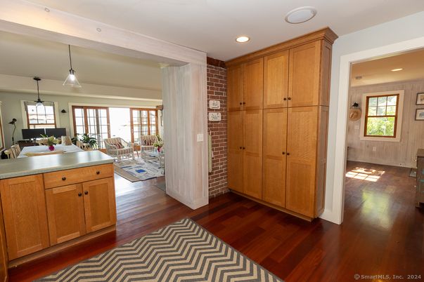 Interior, Pendant Lights, Recessed Lighting, Wood Texture Flooring