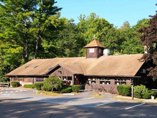 Exterior, Facade, Log Home