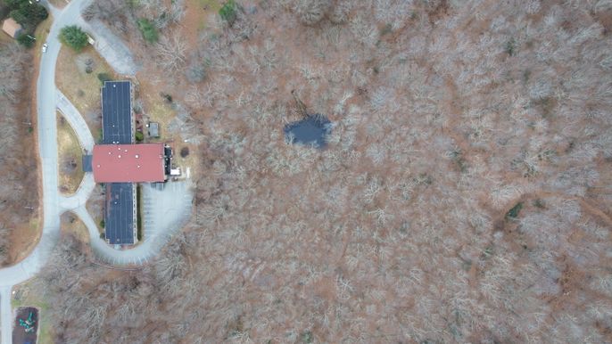 Exterior, Drone