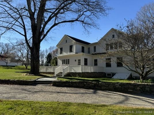 Backyard, Exterior, Facade, Farmhouse