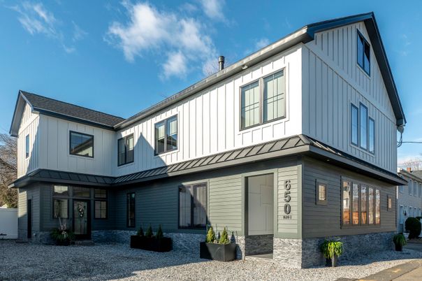 Exterior, Facade, Farmhouse