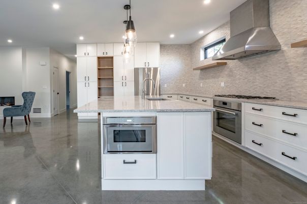 Interior, Kitchen, Pendant Lights, Recessed Lighting, Stainless Steel Appliances
