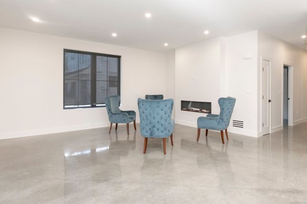 Fireplace, Interior, Recessed Lighting