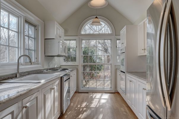 Interior, Kitchen, Pendant Lights, Wood Texture Flooring