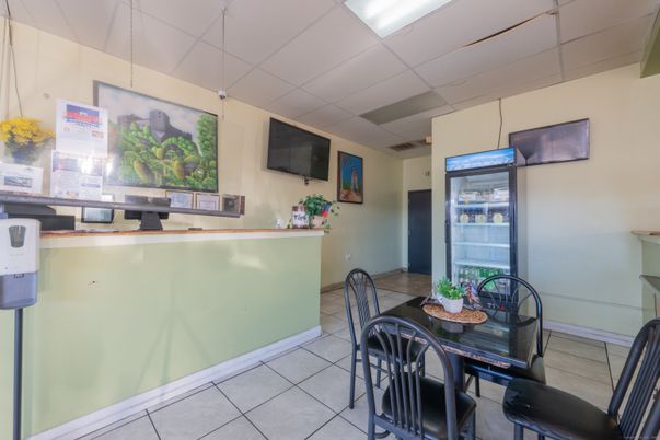 Dining room, Interior