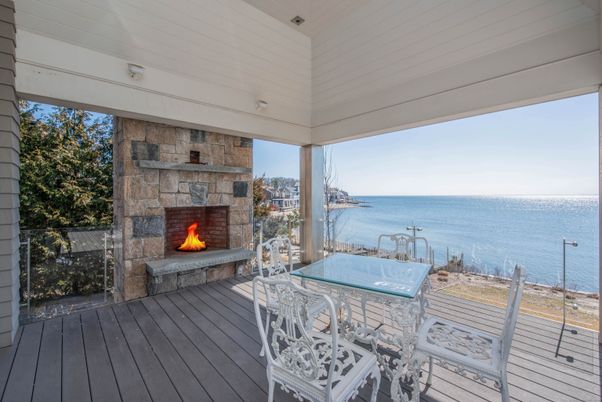Exterior, Fireplace, Water