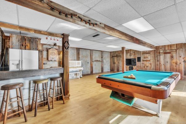 Billiard Table, Game Room, Interior, Wooden Beams, Wood Texture Flooring, Wooden Walls