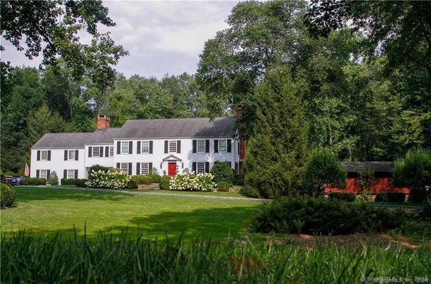 Backyard, Exterior, Facade, Georgian