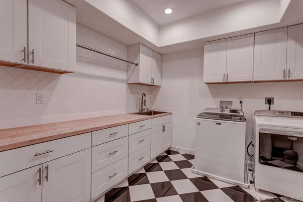 Interior, Recessed Lighting, Washer