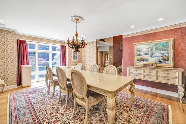 Chandelier, Dining room, Interior, Recessed Lighting, Wood Texture Flooring