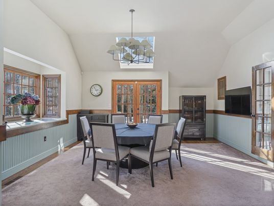 Chandelier, Dining room, Interior