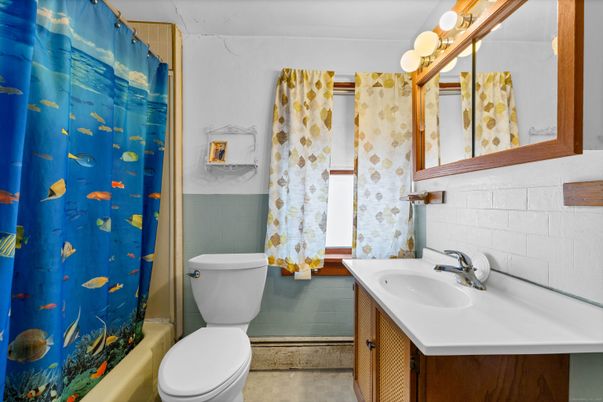 Bathroom, Interior