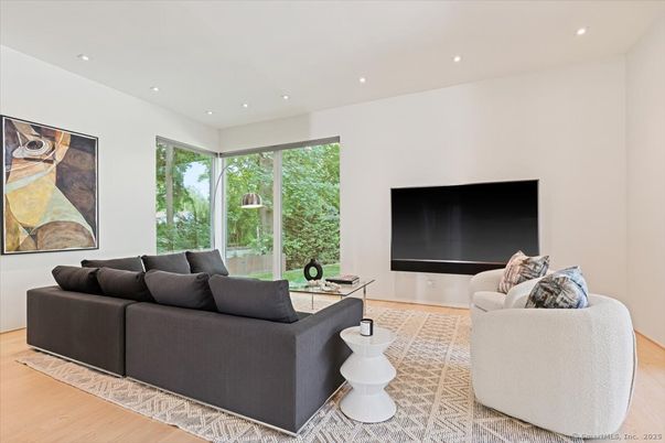Interior, Living room, Recessed Lighting, Wood Texture Flooring