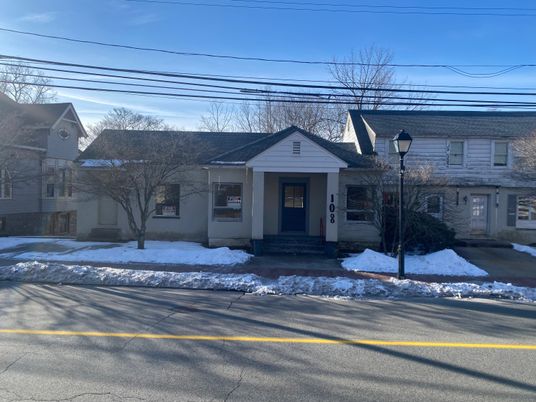 Exterior, Facade, Cape Cod