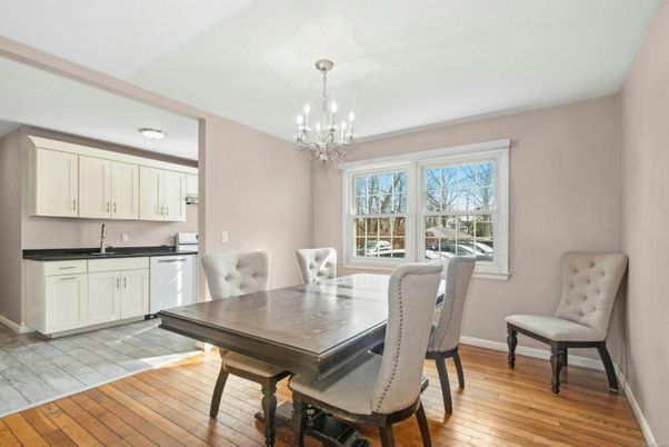 Chandelier, Dining room, Interior, Kitchen, Wood Texture Flooring