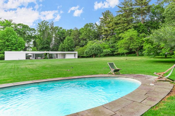 Backyard, Exterior, Pool