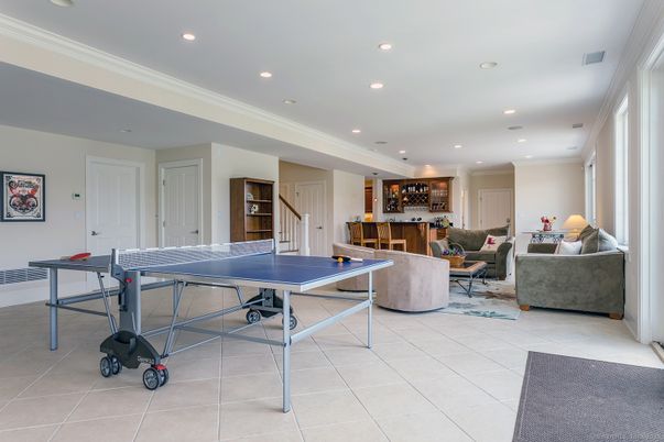 Game Room, Interior, Living room, Recessed Lighting