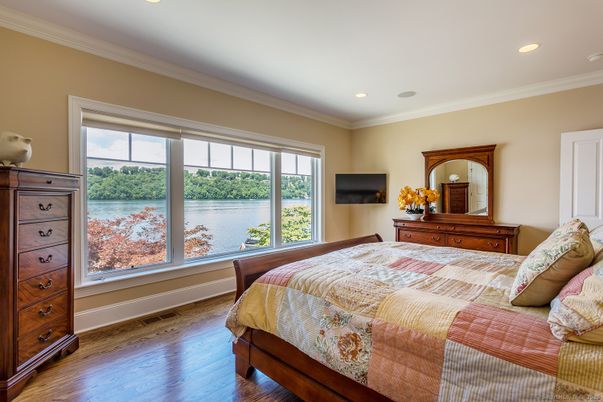 Bedroom, Interior, Recessed Lighting, Water, Wood Texture Flooring