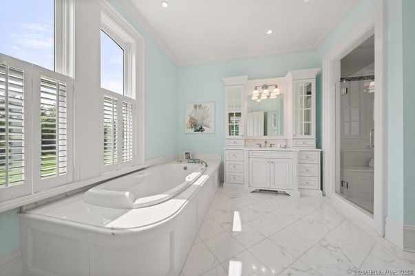 Bathroom, Interior, Marble, Recessed Lighting