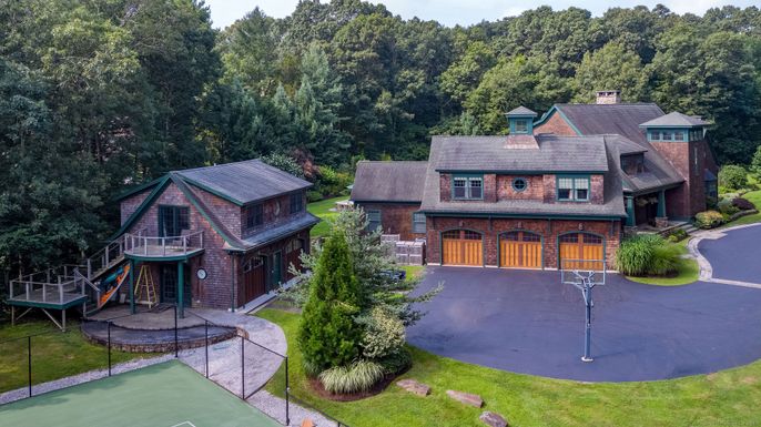 Attached, Backyard, Exterior, Facade, Brick Facade, Playground, Log Home