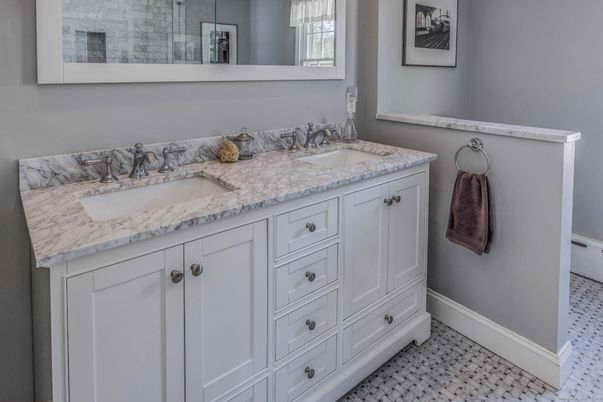 Bathroom, Dual Sink Vanities, Interior