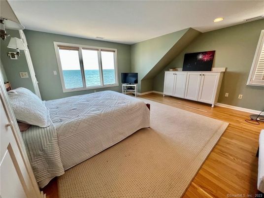 Bedroom, Interior, Recessed Lighting, Water, Wood Texture Flooring