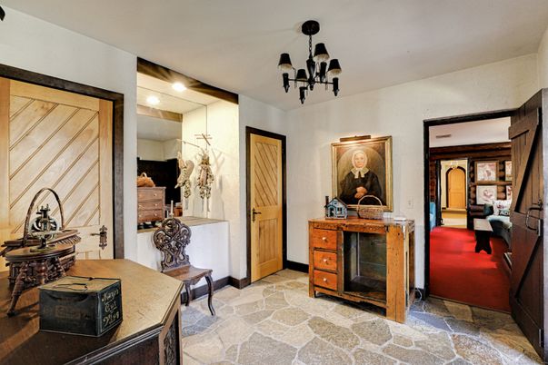 Chandelier, Fireplace, Interior