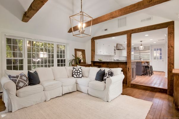 Interior, Kitchen, Living room, Pendant Lights, Recessed Lighting, Wood Texture Flooring
