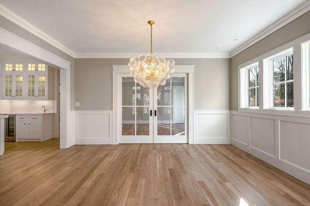 Chandelier, Empty room, Interior, Wood Texture Flooring