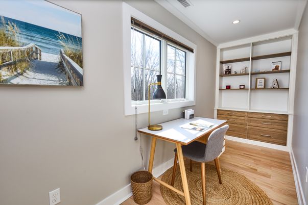 Home Office, Interior, Recessed Lighting, Wood Texture Flooring