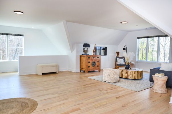 Interior, Living room, Recessed Lighting, Wood Texture Flooring