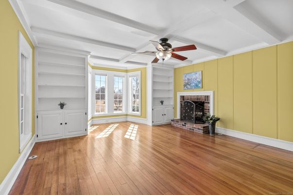 Empty room, Fireplace, Interior, Wood Texture Flooring