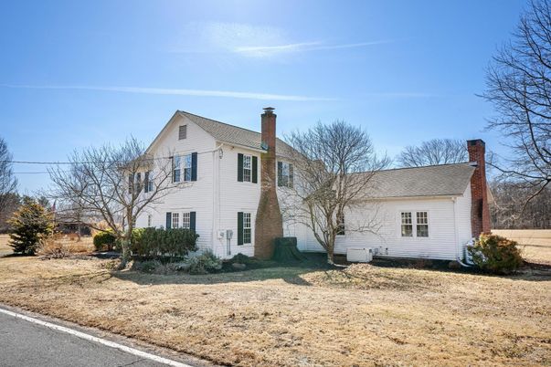 Backyard, Exterior, Facade, Farmhouse
