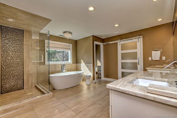 Bathroom, Dual Sink Vanities, Free Standing Baths, Glass Shower, Interior, Recessed Lighting