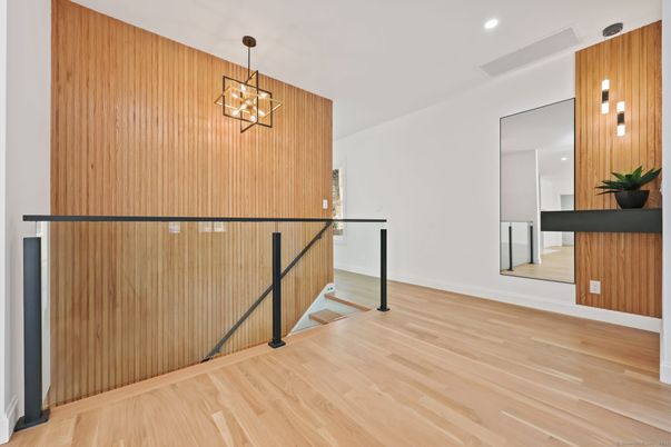 Interior, Pendant Lights, Recessed Lighting, Wood Texture Flooring