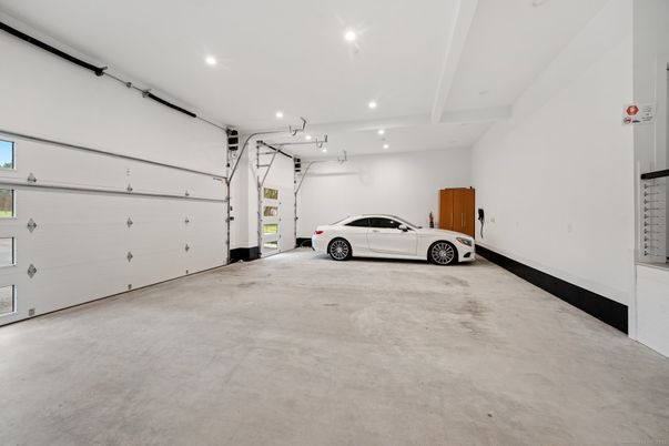 Garage, Interior, Recessed Lighting