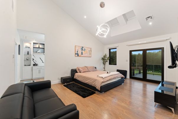 Bedroom, Interior, Pendant Lights, Recessed Lighting, Wood Texture Flooring