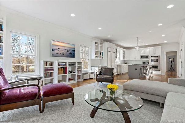 Interior, Kitchen, Living room, Pendant Lights, Recessed Lighting, Stainless Steel Appliances, Wood Texture Flooring