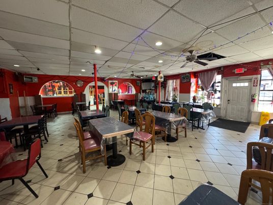 Dining room, Interior, Recessed Lighting