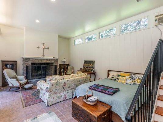 Fireplace, Interior, Living room, Recessed Lighting