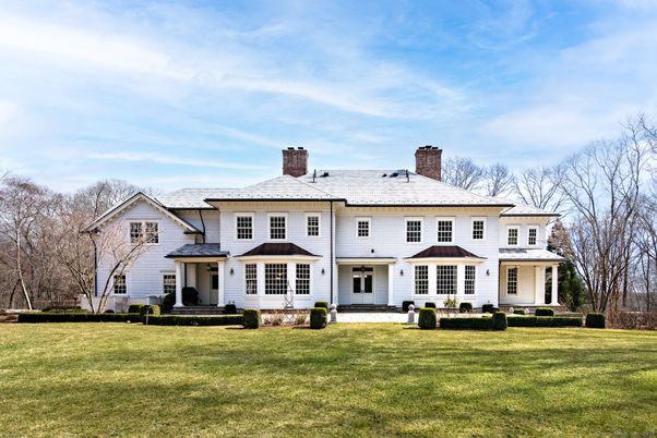 Backyard, Exterior, Facade, Farmhouse