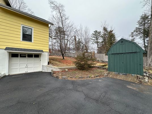 Detached Garage, Exterior