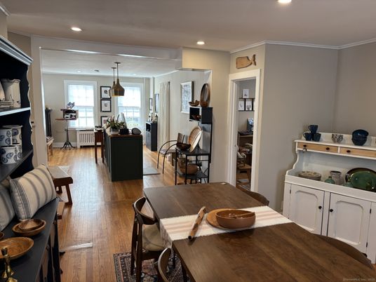 Dining room, Interior, Kitchen, Pendant Lights, Recessed Lighting, Wood Texture Flooring