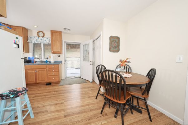Dining room, Interior, Kitchen, Recessed Lighting, Wood Texture Flooring