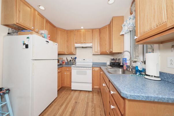Interior, Kitchen, Recessed Lighting, Wood Texture Flooring