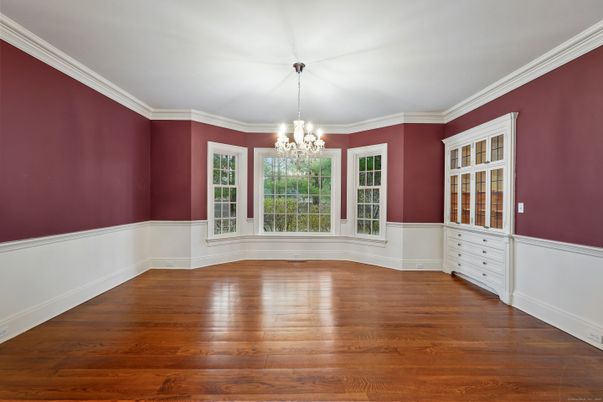 Chandelier, Empty room, Interior, Wood Texture Flooring