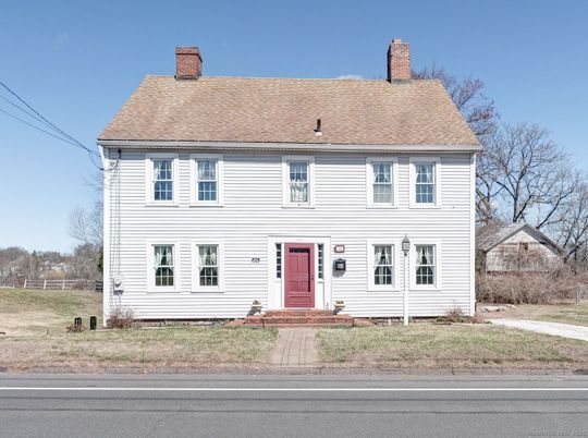 Exterior, Facade, Georgian
