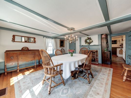 Chandelier, Dining room, Fireplace, Interior, Wood Texture Flooring