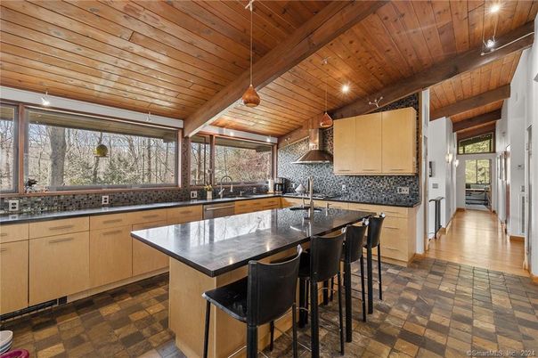 Interior, Kitchen, Pendant Lights, Recessed Lighting, Wooden Beams, Wooden Ceilings
